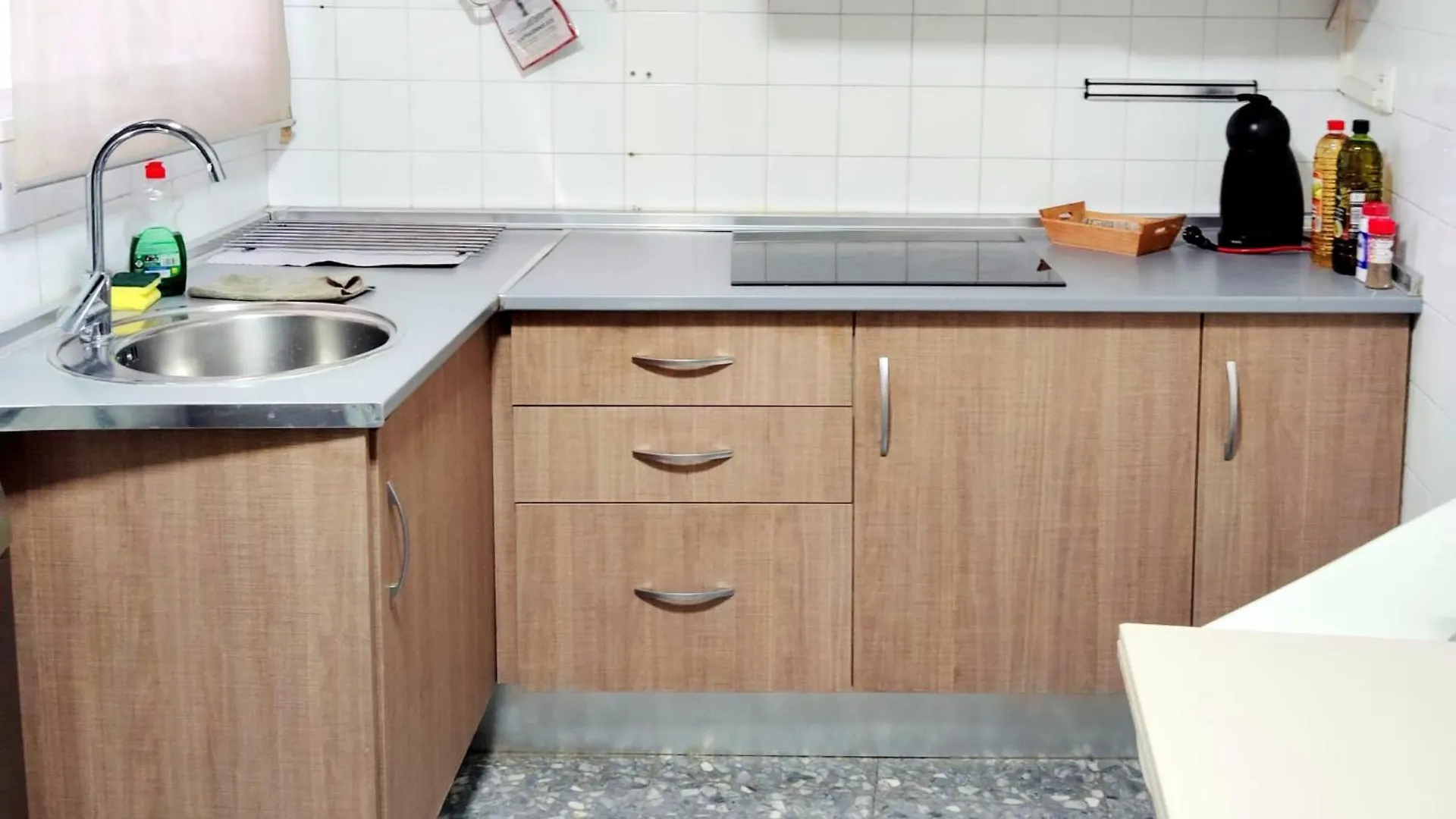 Habitaciones Compartidas Avenida De Madrid Jaen Guest house